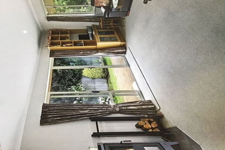 Photo of property in 15 Hawkins Place, Rangiora, 7400