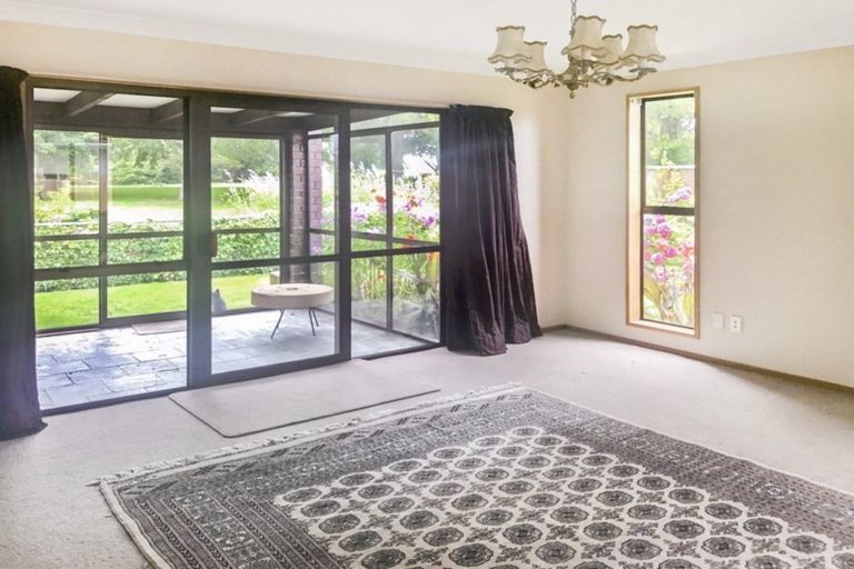 Photo of property in 2/13 Abberley Crescent, St Albans, Christchurch, 8014