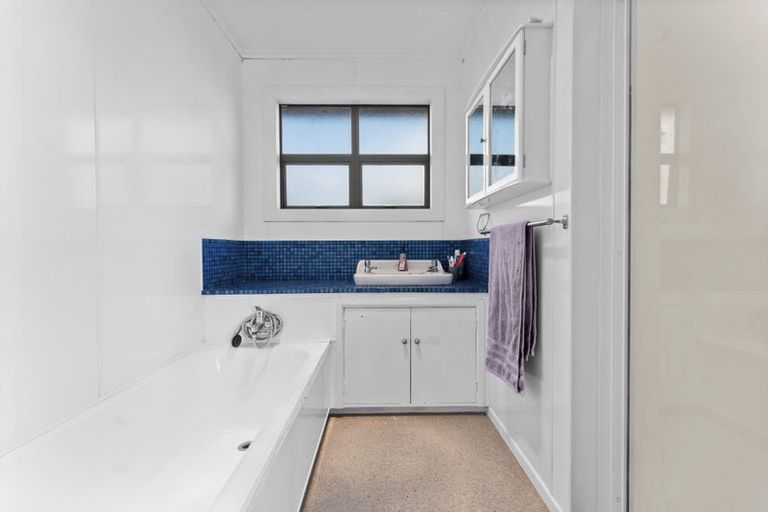 Photo of property in 43 Clayton Avenue, Otara, Auckland, 2023