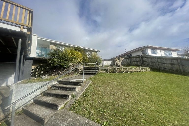 Photo of property in 204 Mungavin Avenue, Cannons Creek, Porirua, 5024