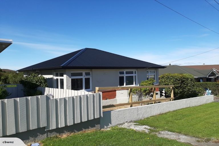 Photo of property in 118 Larnach Road, Vauxhall, Dunedin, 9013