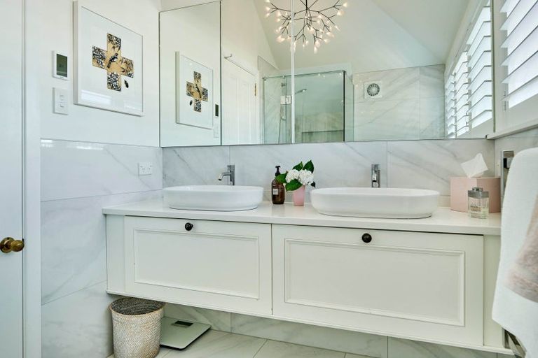 Photo of property in 3 Maida Vale Road, Roseneath, Wellington, 6011