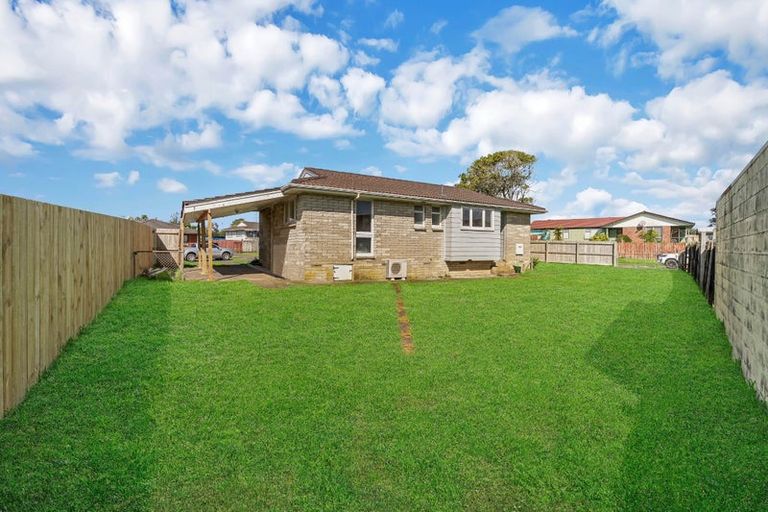 Photo of property in 54 Chelburn Crescent, Mangere East, Auckland, 2024