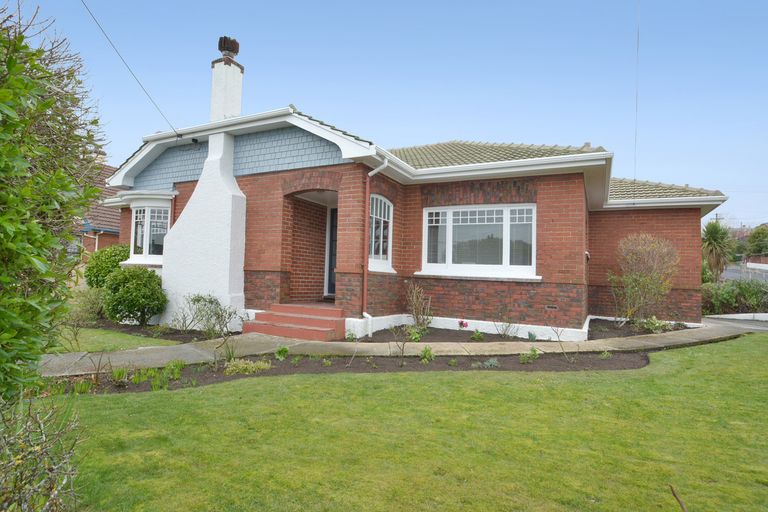 Photo of property in 89 Tomahawk Road, Andersons Bay, Dunedin, 9013