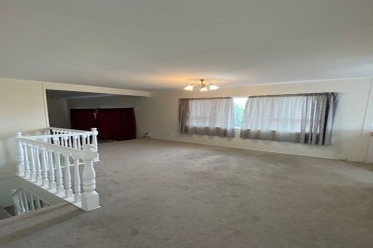 Photo of property in 7 Barker Rise, Northcross, Auckland, 0632