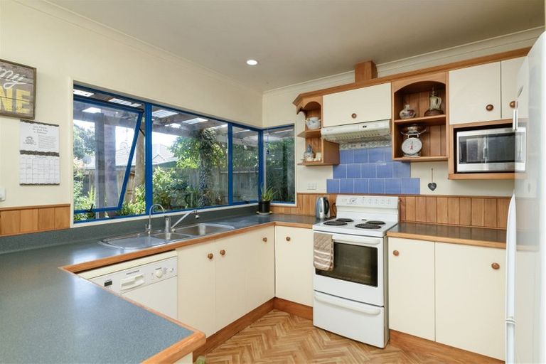 Photo of property in 4 Aldermen Avenue, Papamoa Beach, Papamoa, 3118