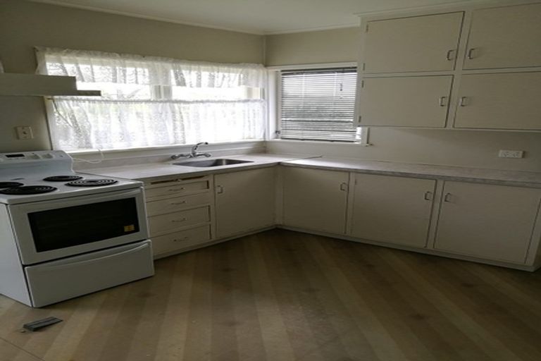 Photo of property in 1/18 Anne Road, Hillcrest, Auckland, 0627