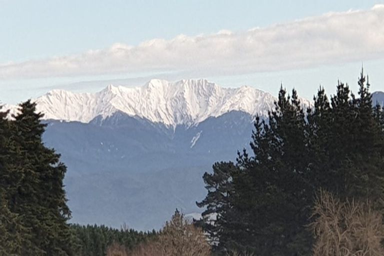 Photo of property in 11 Ahiaruhe Road, Ahiaruhe, Carterton, 5792