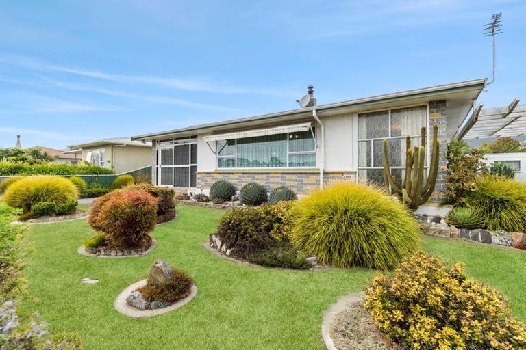 Photo of property in 25 Marlowe Street, Stoke, Nelson, 7011