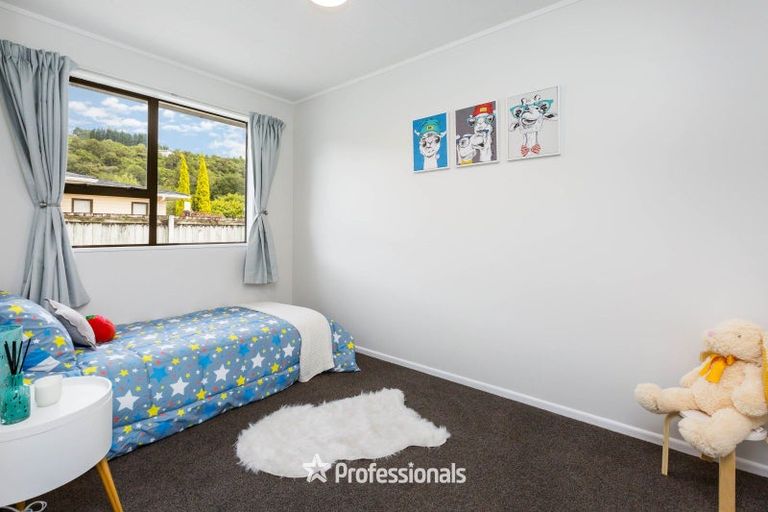 Photo of property in 12a Beryl Grove, Birchville, Upper Hutt, 5018