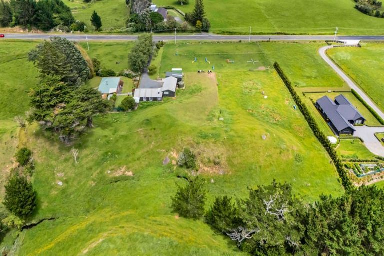 Photo of property in 5610 South Road, Rahotu, Opunake, 4681