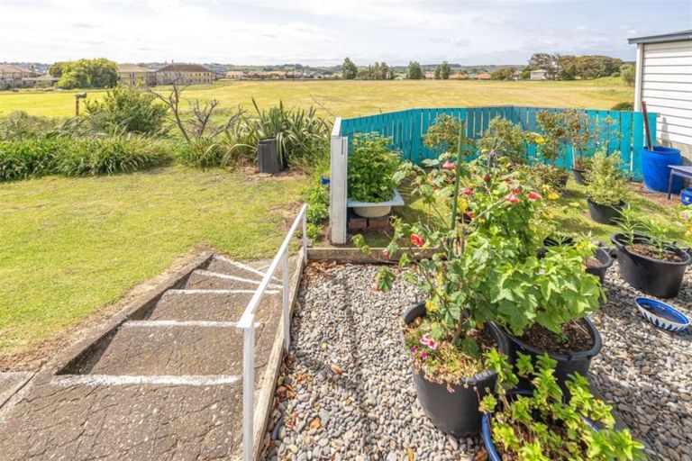 Photo of property in 27 Murch Place, Tawhero, Whanganui, 4500