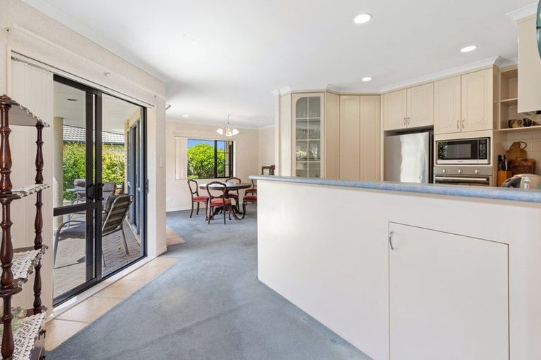 Photo of property in 18 Rosberg Place, Mount Maunganui, 3116