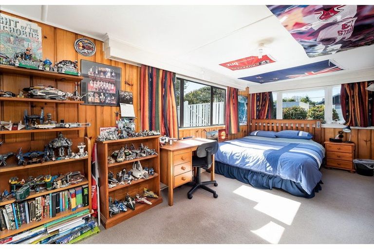 Photo of property in 146 Opawa Road, Opawa, Christchurch, 8023