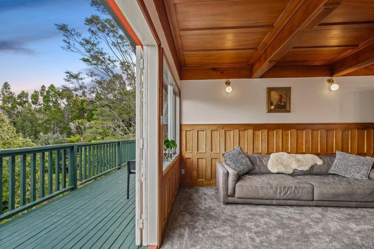 Photo of property in 236 Godley Road, Titirangi, Auckland, 0604