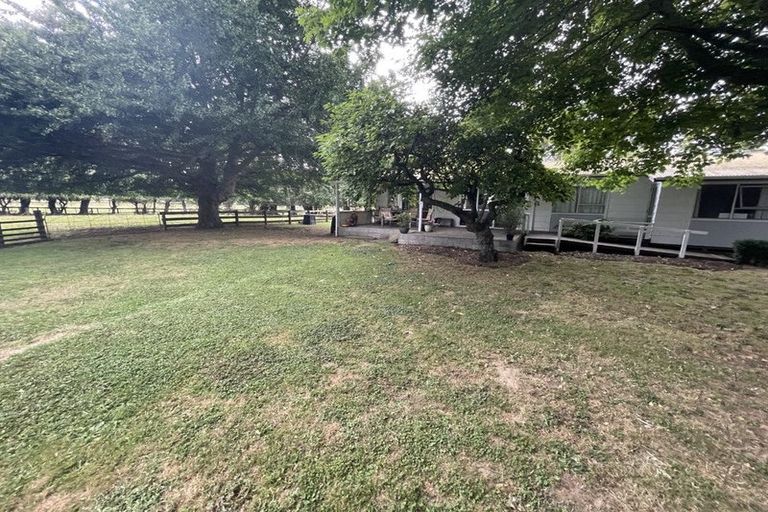 Photo of property in 275 Thornton Road, Cambridge, 3496