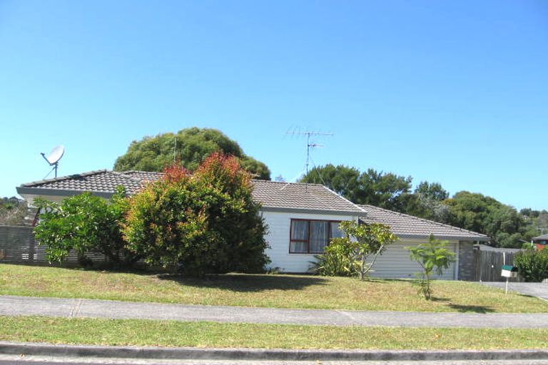 Photo of property in 9 Kura Place, Torbay, Auckland, 0630