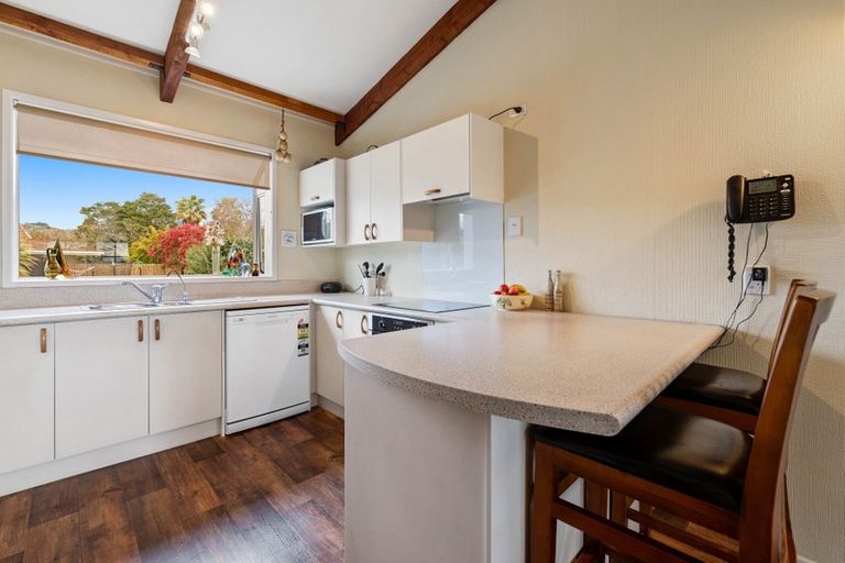 Photo of property in 3 Waitawa Place, Lynmore, Rotorua, 3010