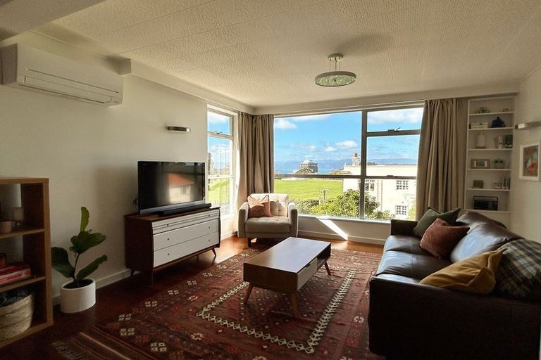 Photo of property in Greenmantle Flats, 88a Salamanca Road, Kelburn, Wellington, 6012