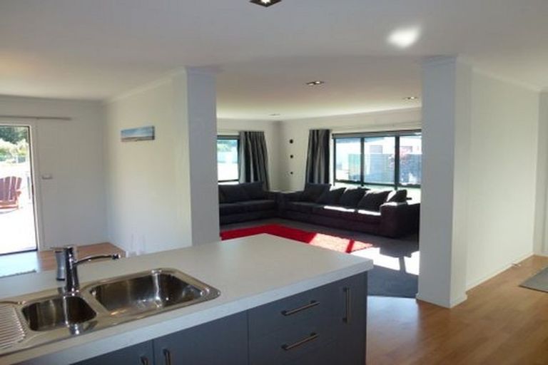 Photo of property in 6 Briar Crescent, Alexandra, 9320