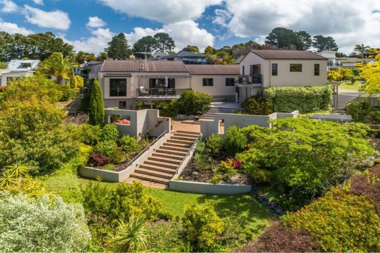 Photo of property in 19 Javelin Close, Gulf Harbour, Whangaparaoa, 0930