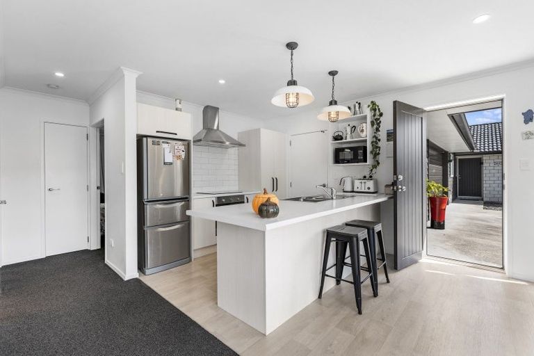 Photo of property in 24 Benmore Crescent, Pyes Pa, Tauranga, 3112