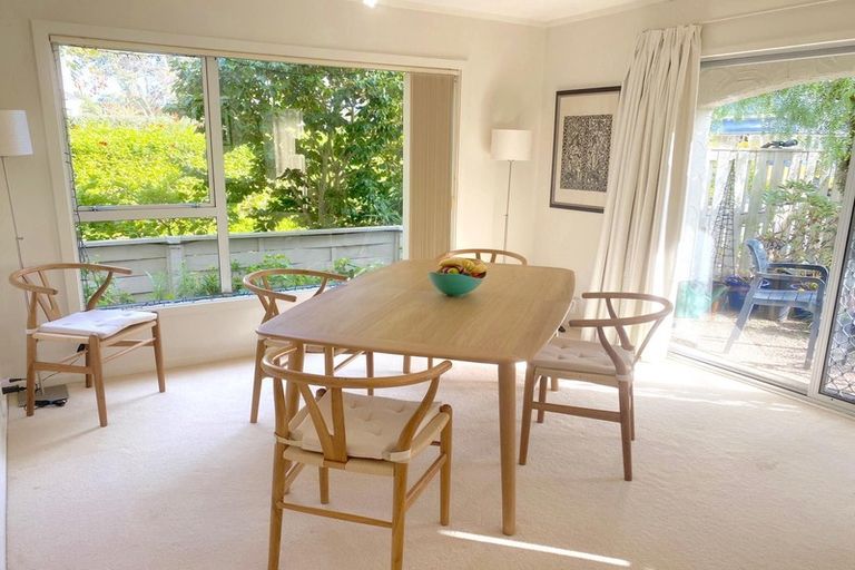 Photo of property in 4/38 Cheltenham Road, Devonport, Auckland, 0624