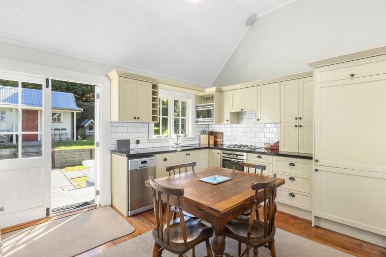 Photo of property in 1 Tui Street, Saint Leonards, Dunedin, 9022