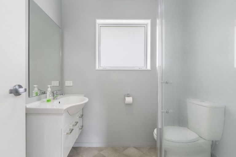 Photo of property in 12 Kuaka Crescent, Mangawhai, 0505