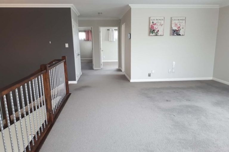 Photo of property in 100 Killybegs Drive, Pinehill, Auckland, 0632