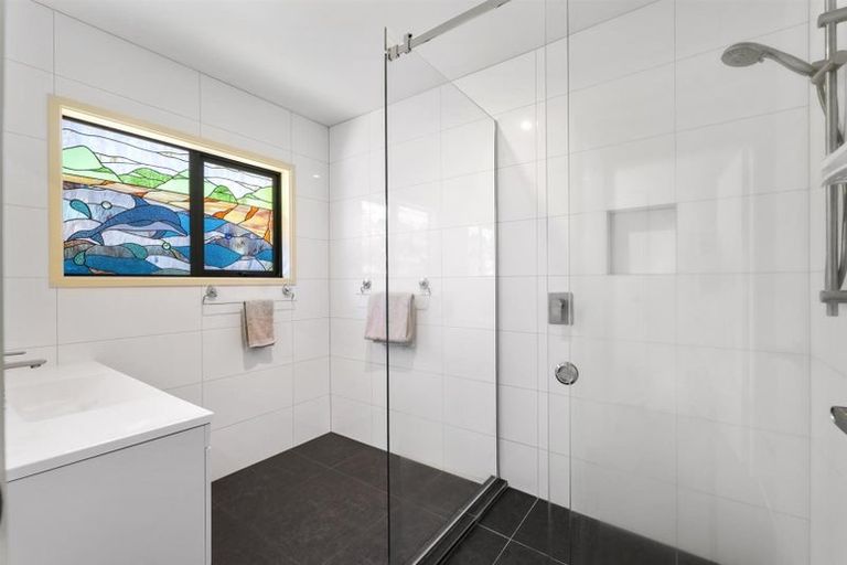 Photo of property in 24a Landscape Road, Te Puke, 3119