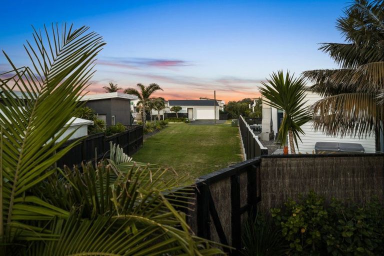 Photo of property in 12/189 Mangatawhiri Road, Omaha, 0986