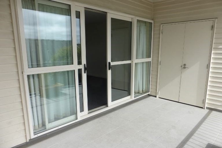 Photo of property in 28/30 Mathesons Road, Phillipstown, Christchurch, 8011