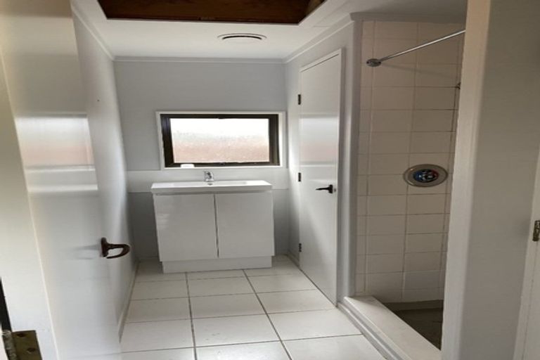 Photo of property in 10 Frances Street, Waikanae Beach, Waikanae, 5036