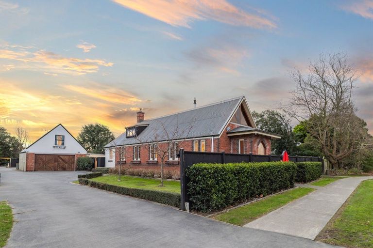 Photo of property in 109 Main North Road, Woodend, 7610