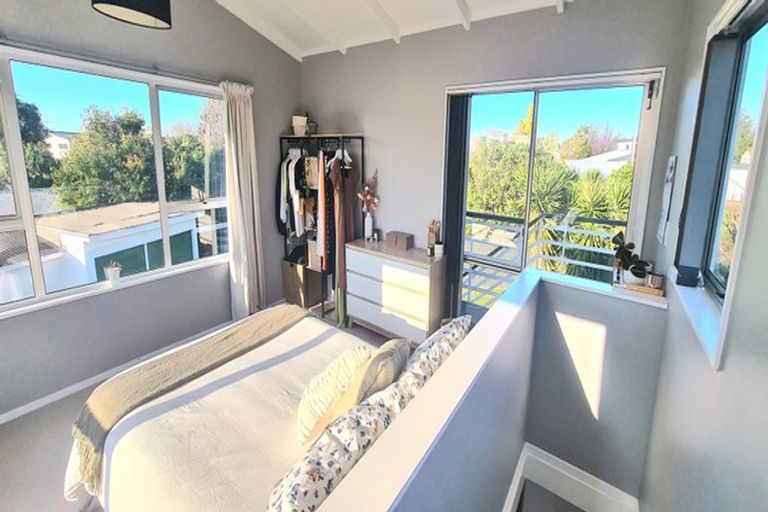 Photo of property in 90 King Street, Taradale, Napier, 4112