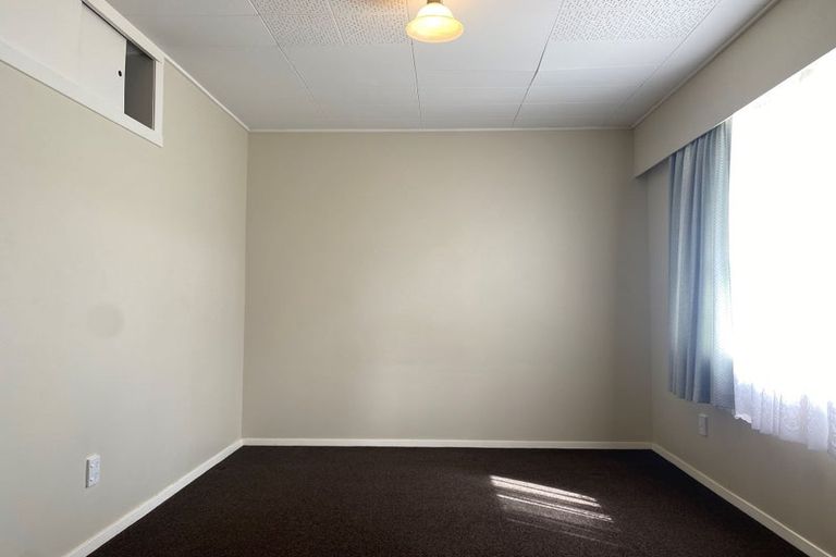Photo of property in 26 Porutu Street, Fairfield, Lower Hutt, 5011