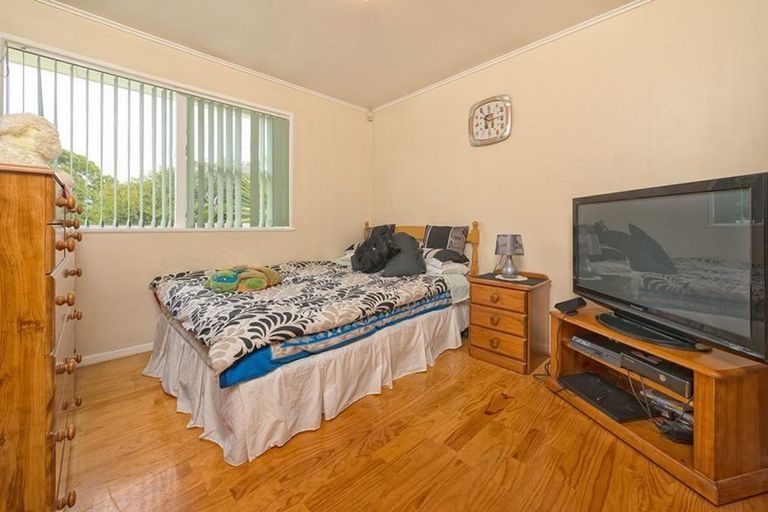 Photo of property in 30 Wordsworth Road, Manurewa, Auckland, 2102