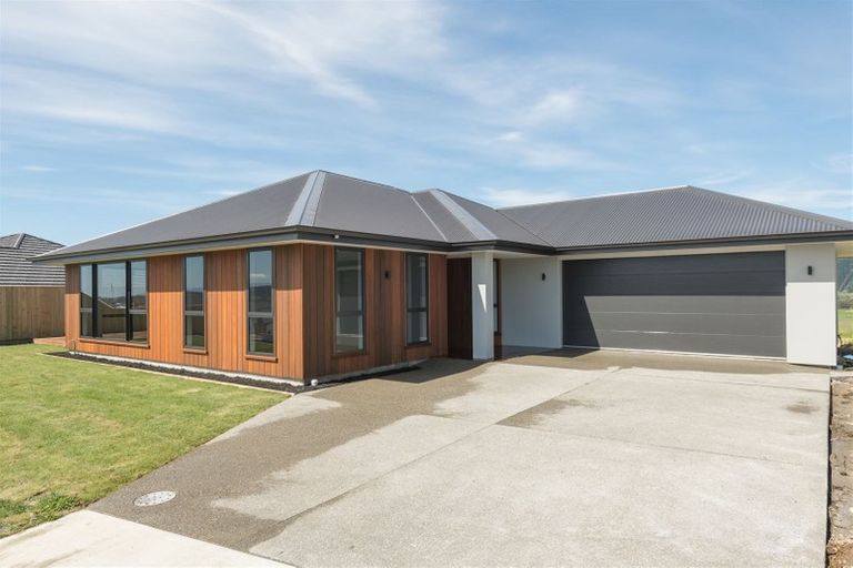 Photo of property in 43 Katania Heights, Brightwater, 7022