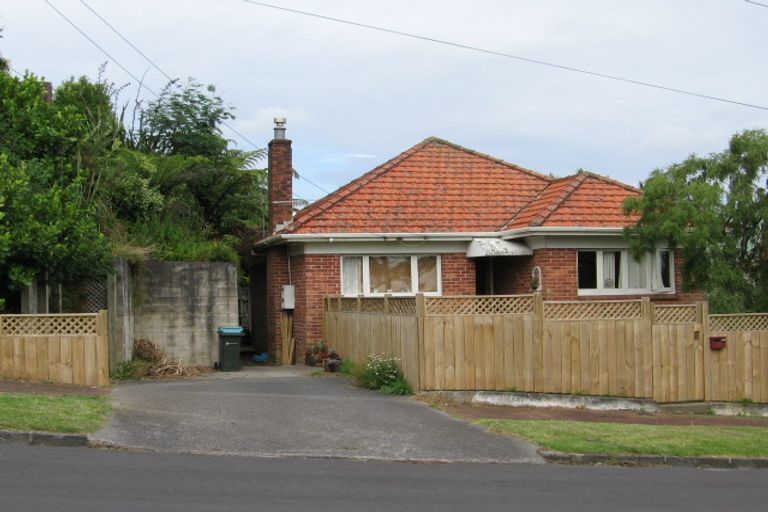 Photo of property in 4 Herringson Avenue, Grey Lynn, Auckland, 1021