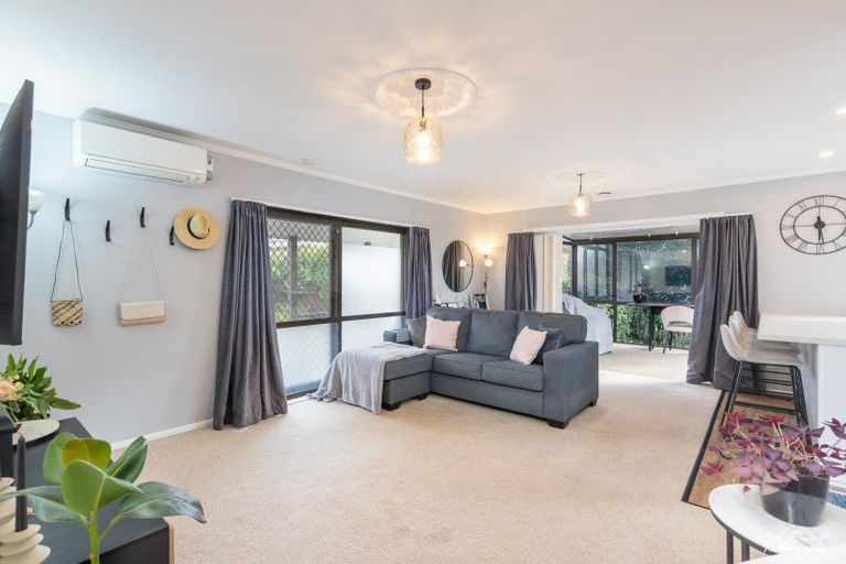 Photo of property in 2/3 Ararino Street, Trentham, Upper Hutt, 5018