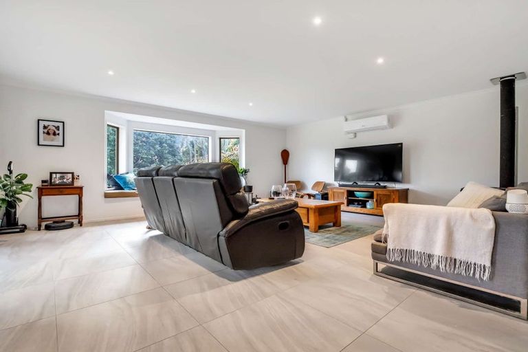 Photo of property in 17 Brights Road, Waiuku, 2123