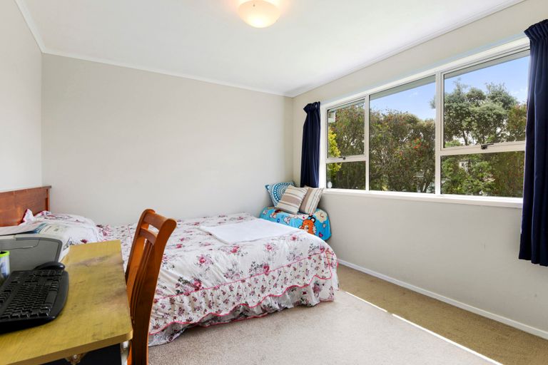 Photo of property in 5 Sari Place, Massey, Auckland, 0614