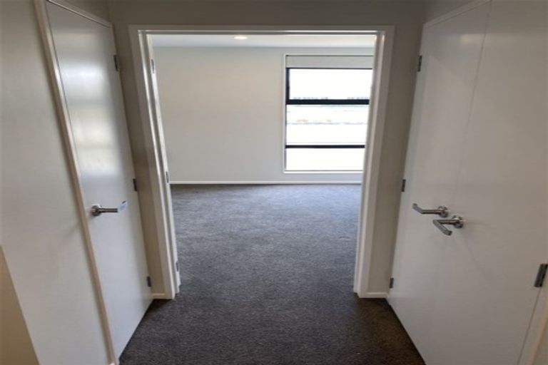 Photo of property in 87 Walters Road, Papakura, Takanini, 2110