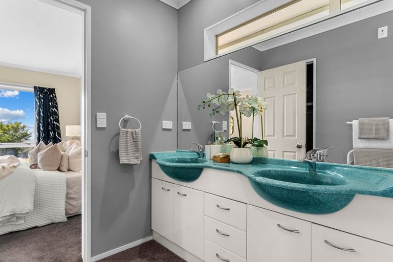 Photo of property in 17 Wairimu Way, Waipu, 0582