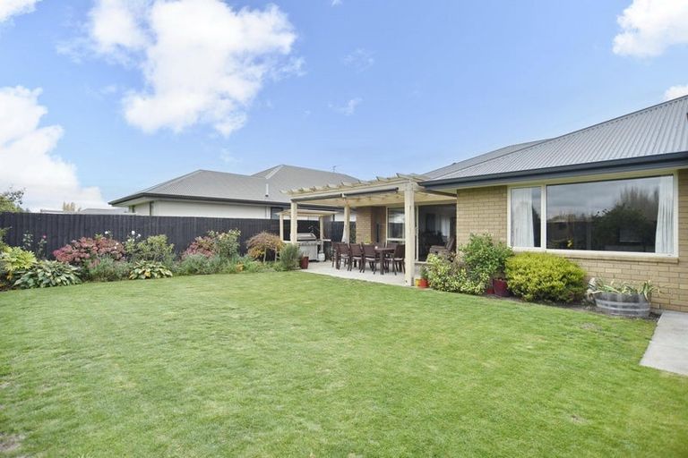 Photo of property in 103 Metehau Street, Marshland, Christchurch, 8083