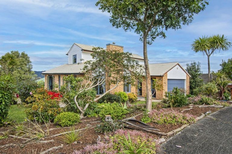 Photo of property in 16 Pebble Beach Boulevard, Te Kamo, Whangarei, 0112