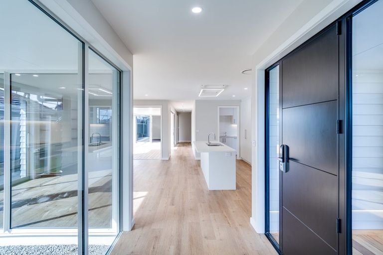 Photo of property in 4 Willowbrook Place, Titirangi, Auckland, 0604