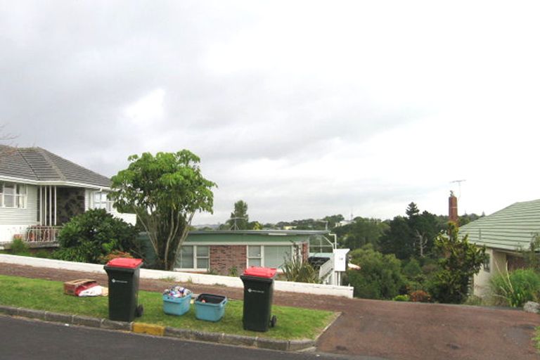 Photo of property in 14a William Fraser Crescent, Saint Heliers, Auckland, 1071