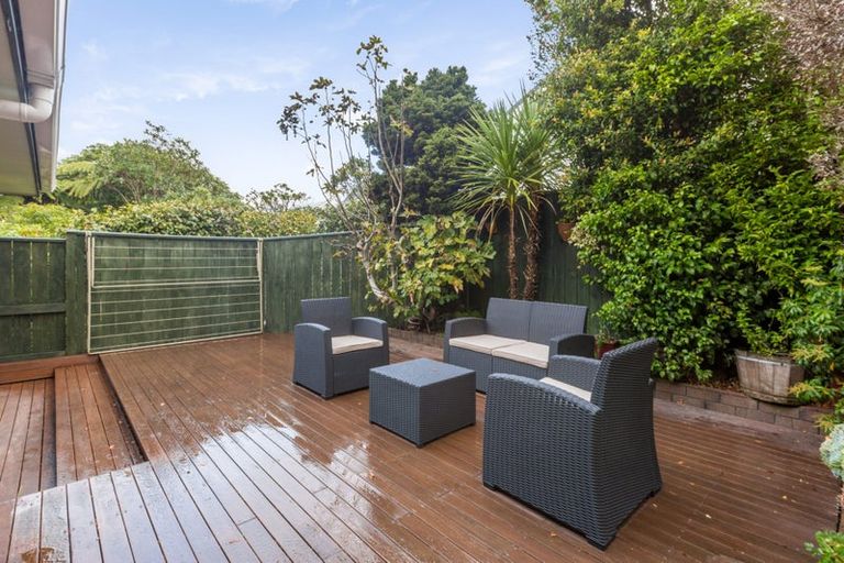 Photo of property in 45a Simla Crescent, Khandallah, Wellington, 6035